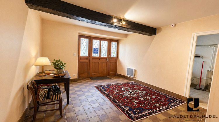Ma-Cabane - Vente Maison AMBIERLE, 197 m²