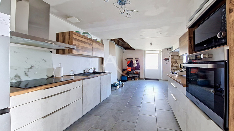 Ma-Cabane - Vente Maison AMBILLOU-CHATEAU, 78 m²