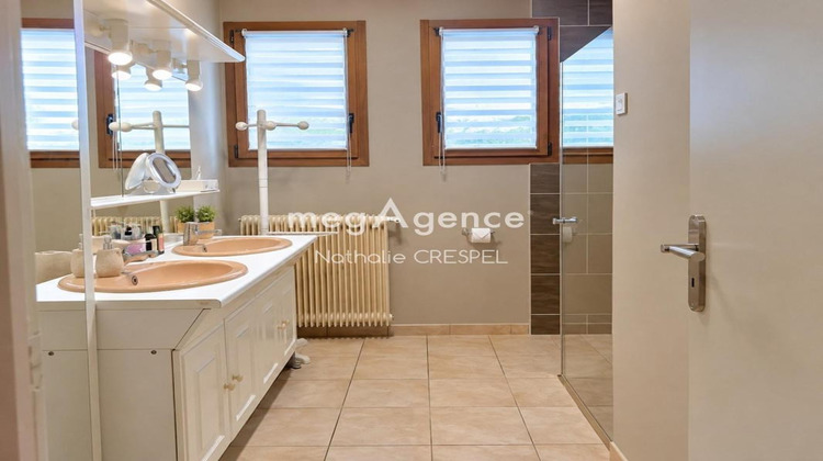 Ma-Cabane - Vente Maison AMBRIERES LES VALLEES, 148 m²