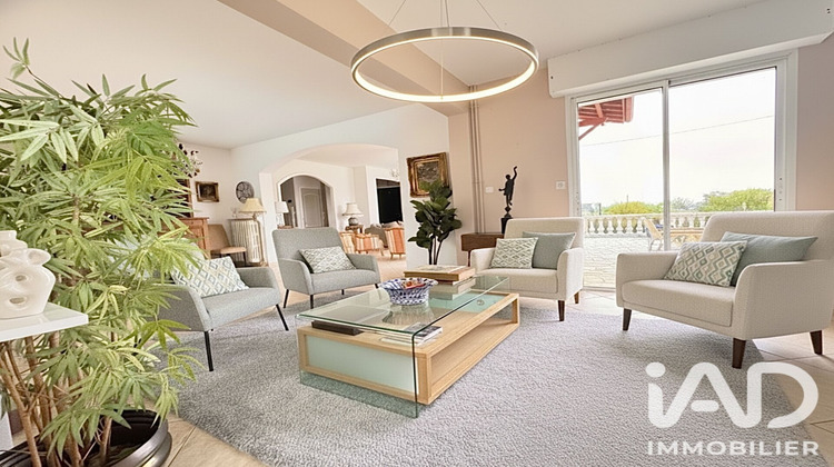 Ma-Cabane - Vente Maison Amendeuix-Oneix, 202 m²