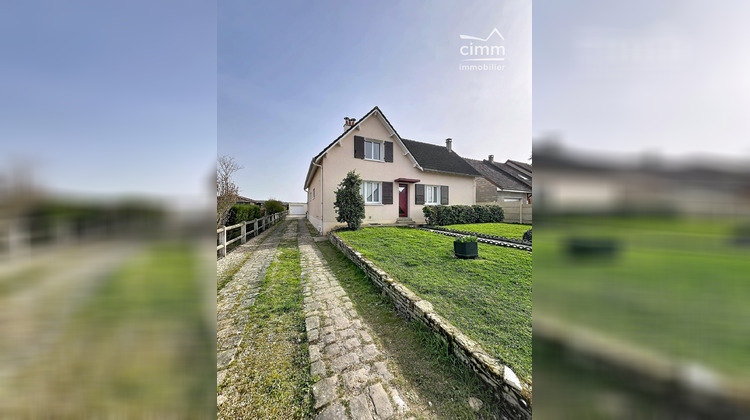 Ma-Cabane - Vente Maison Amilly, 176 m²