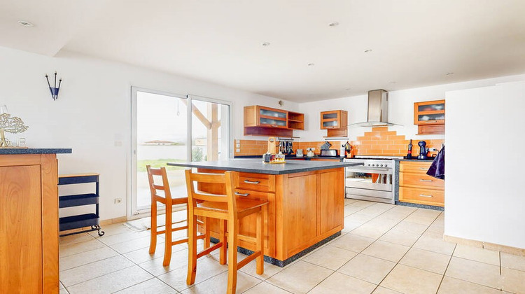 Ma-Cabane - Vente Maison Andrézieux-Bouthéon, 221 m²