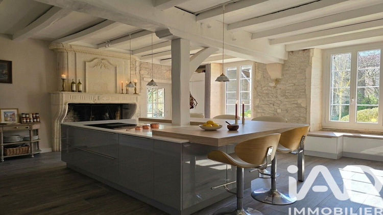 Ma-Cabane - Vente Maison Angeac-Champagne, 186 m²