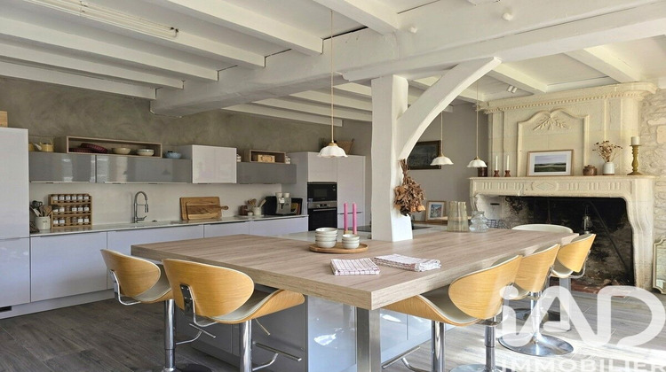 Ma-Cabane - Vente Maison Angeac-Champagne, 186 m²