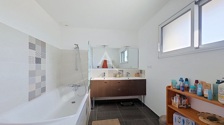 Ma-Cabane - Vente Maison ANGERS, 99 m²