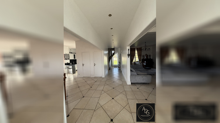 Ma-Cabane - Vente Maison Angerville, 221 m²