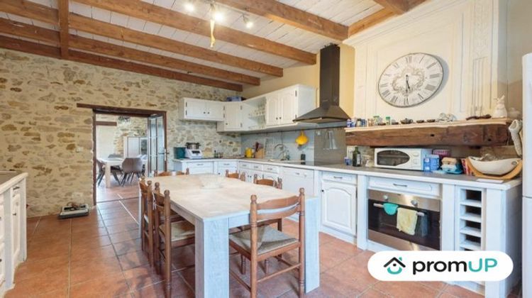 Ma-Cabane - Vente Maison Anglade, 210 m²