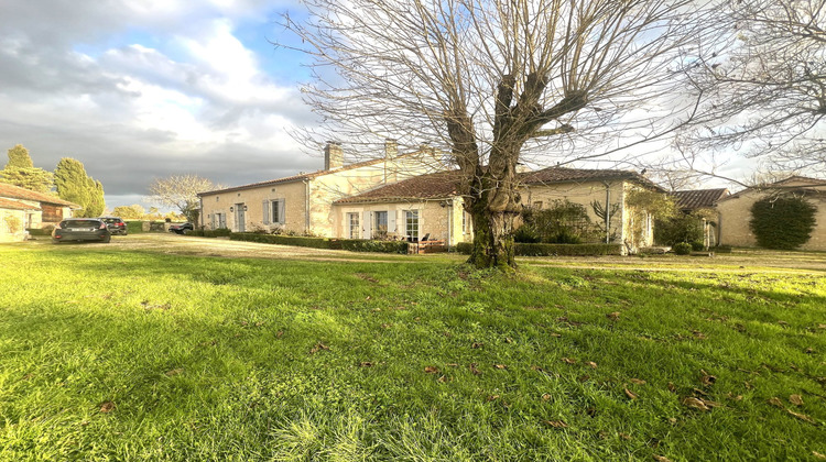 Ma-Cabane - Vente Maison Angoulême, 425 m²