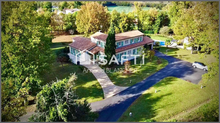 Ma-Cabane - Vente Maison Angouleme, 288 m²