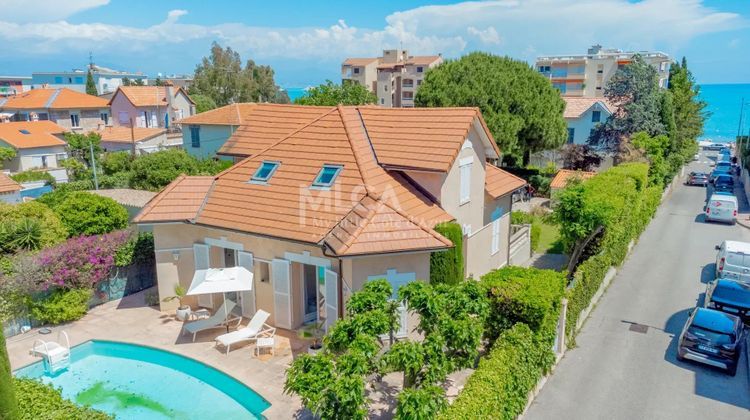 Ma-Cabane - Vente Maison Antibes, 180 m²