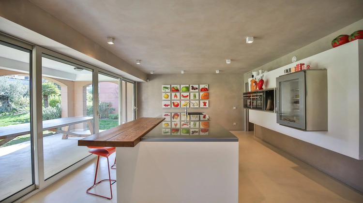 Ma-Cabane - Vente Maison Antibes, 240 m²