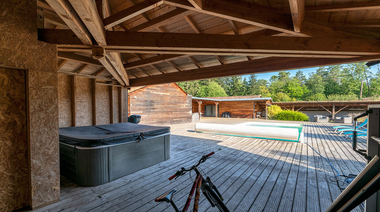 Ma-Cabane - Vente Maison ANTONNE-ET-TRIGONANT, 220 m²