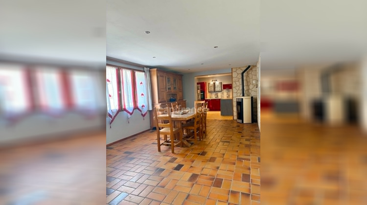 Ma-Cabane - Vente Maison AOSTE, 117 m²