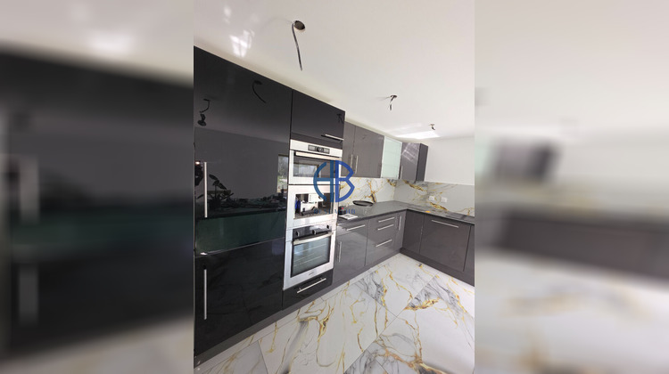Ma-Cabane - Vente Maison AOSTE, 350 m²