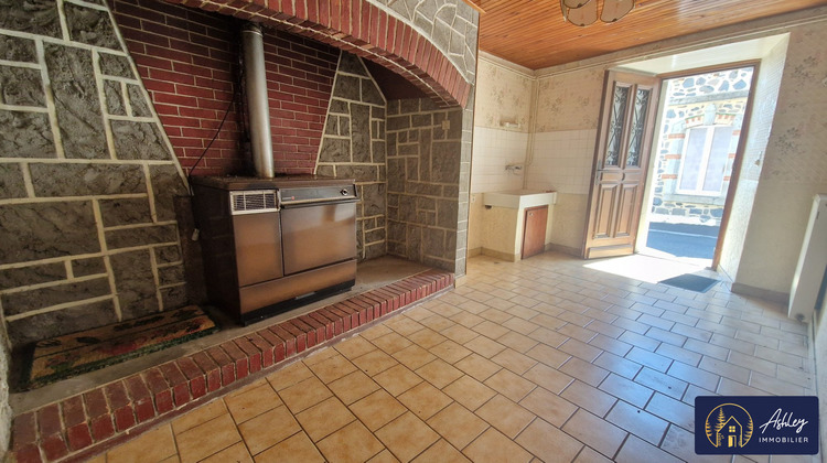 Ma-Cabane - Vente Maison Apchon, 96 m²