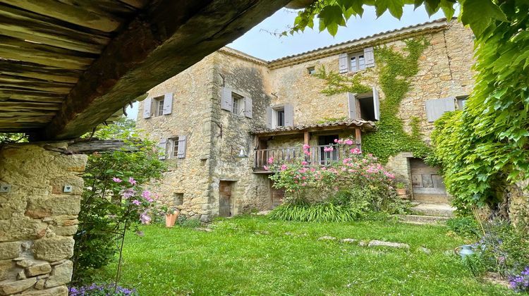 Ma-Cabane - Vente Maison Apt, 273 m²