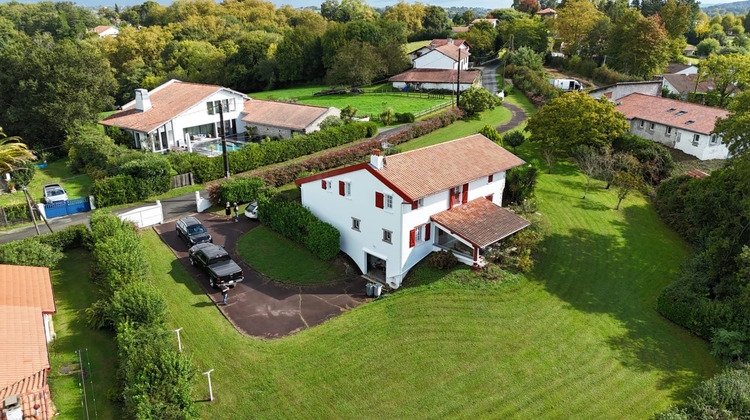 Ma-Cabane - Vente Maison Arbonne, 250 m²