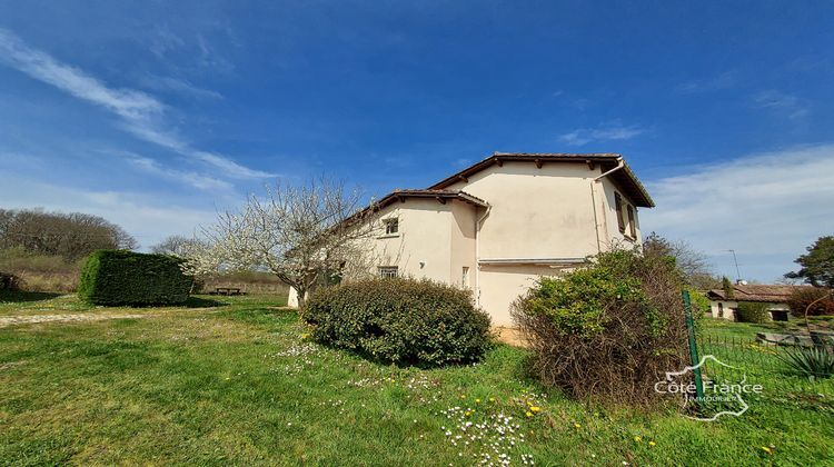 Ma-Cabane - Vente Maison Artigues-de-Lussac, 200 m²