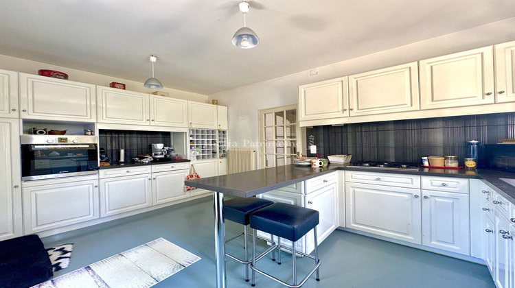 Ma-Cabane - Vente Maison Artigues-près-Bordeaux, 200 m²