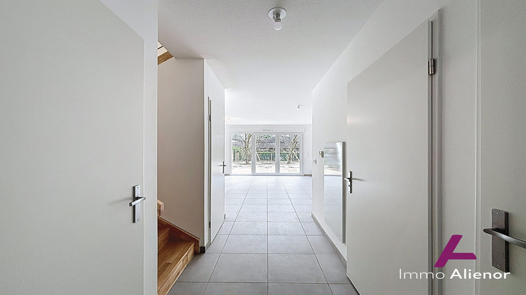 Ma-Cabane - Vente Maison Artigues-près-Bordeaux, 82 m²