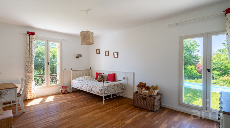 Ma-Cabane - Vente Maison ARTIGUES-PRES-BORDEAUX, 221 m²