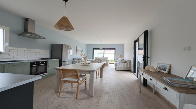 Ma-Cabane - Vente Maison ARVEYRES, 82 m²