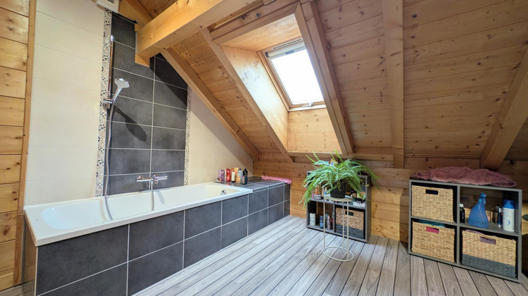 Ma-Cabane - Vente Maison Attignat, 135 m²