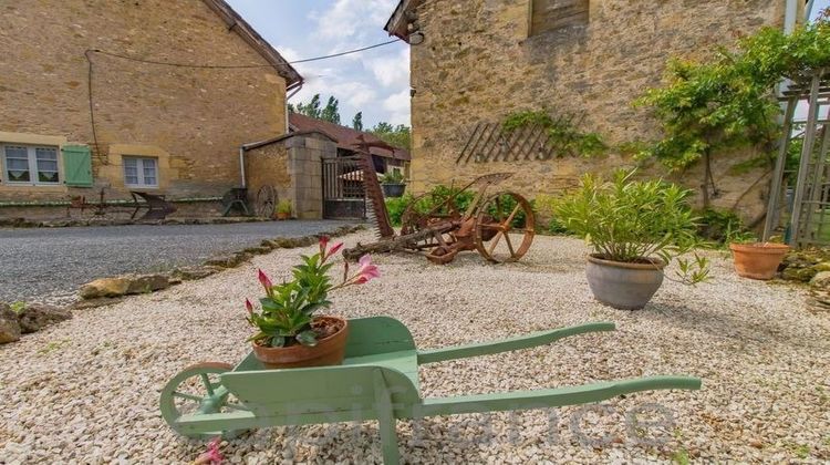 Ma-Cabane - Vente Maison AUBAS, 450 m²