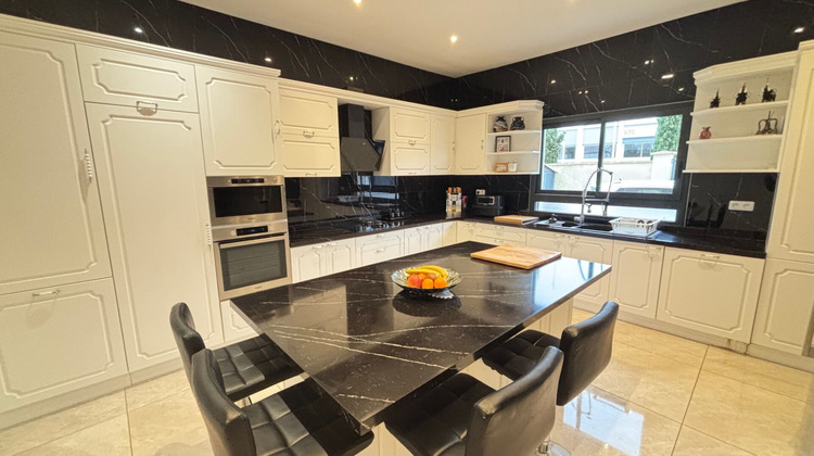 Ma-Cabane - Vente Maison AUBERGENVILLE, 204 m²