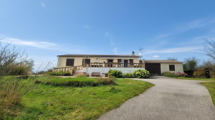 Ma-Cabane - Vente Maison Aubeterre-sur-Dronne, 119 m²