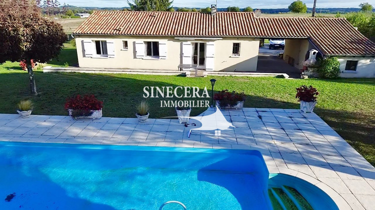 Ma-Cabane - Vente Maison Aubeterre-sur-Dronne, 100 m²