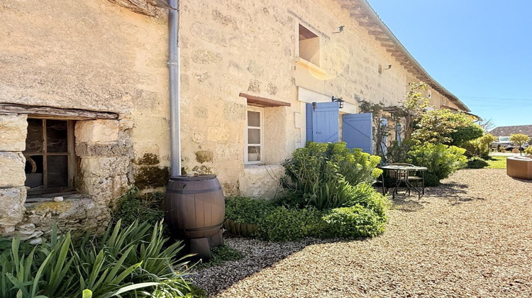 Ma-Cabane - Vente Maison AUBETERRE SUR DRONNE, 251 m²