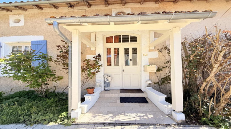 Ma-Cabane - Vente Maison AUBETERRE SUR DRONNE, 251 m²