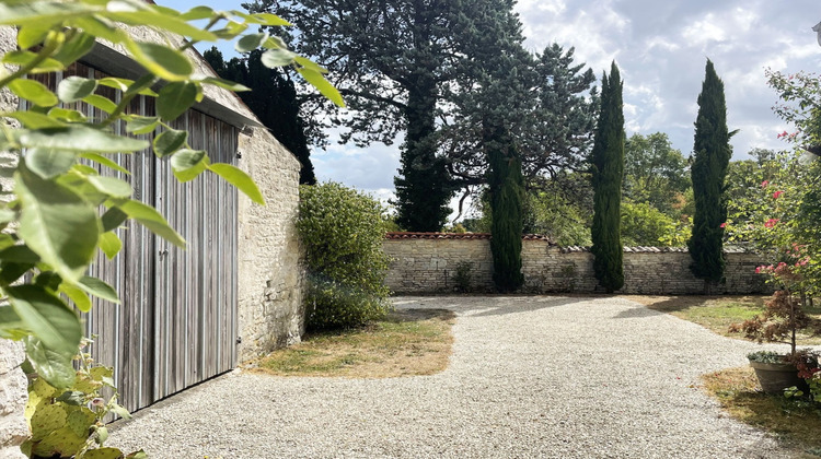 Ma-Cabane - Vente Maison AUMAGNE, 240 m²