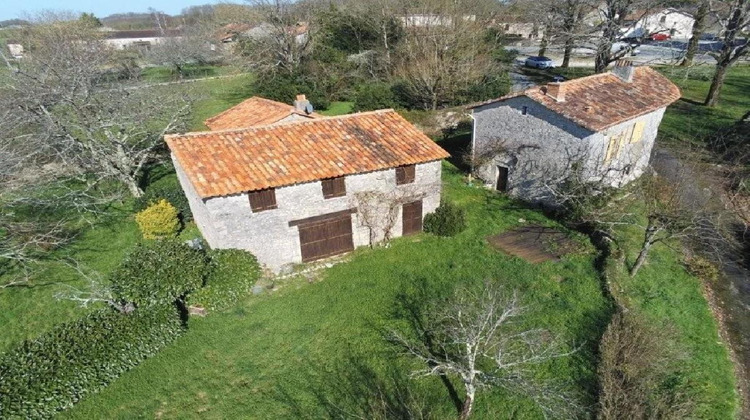 Ma-Cabane - Vente Maison AUNAC, 146 m²