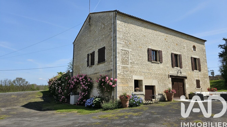 Ma-Cabane - Vente Maison Aunac, 168 m²