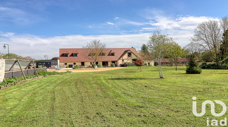 Ma-Cabane - Vente Maison Auneuil, 373 m²