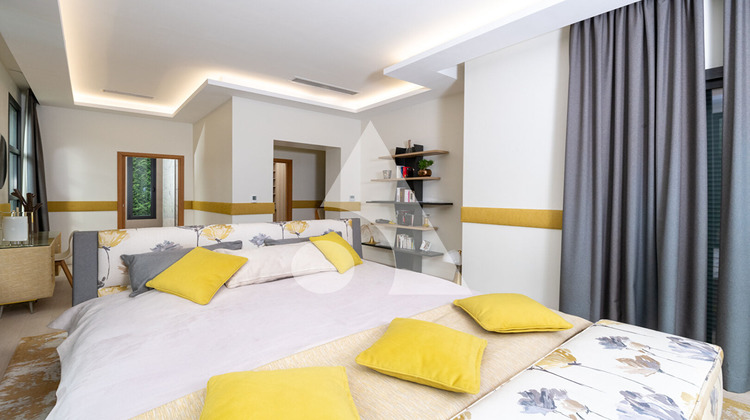 Ma-Cabane - Vente Maison AURIOL, 272 m²