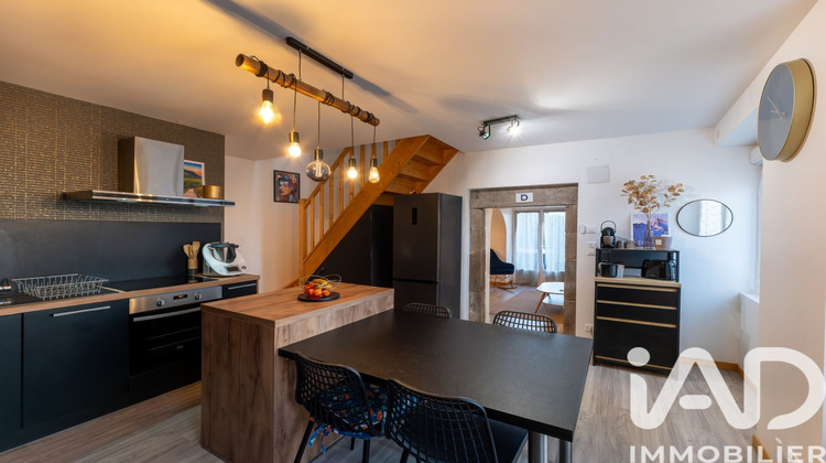 Ma-Cabane - Vente Maison Auzat-la-Combelle, 64 m²