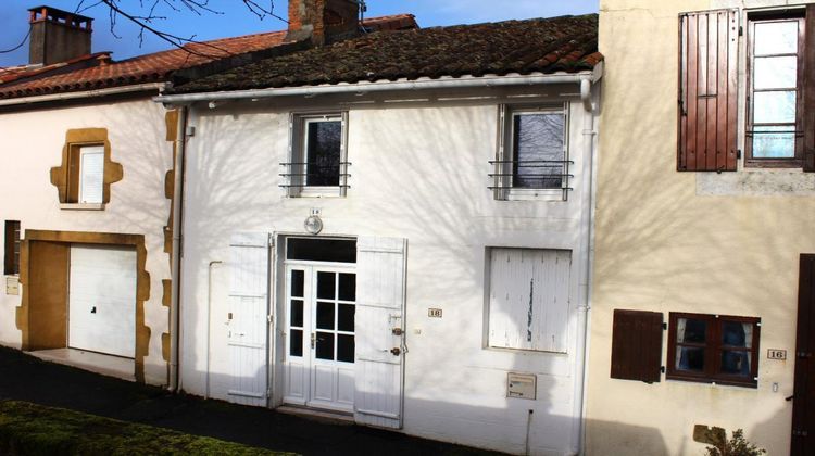 Ma-Cabane - Vente Maison AVAILLES LIMOUZINE, 70 m²