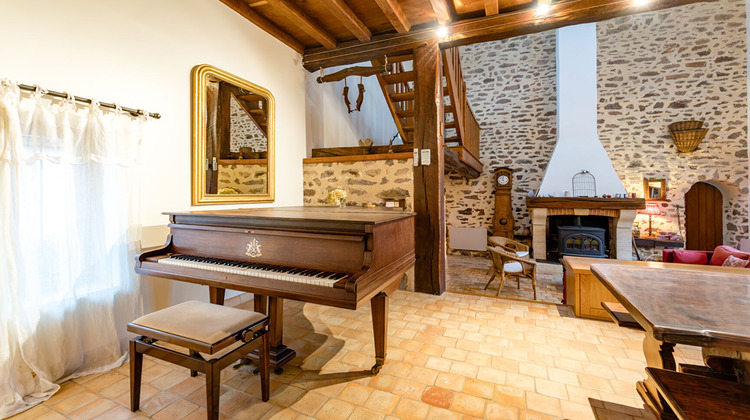 Ma-Cabane - Vente Maison AVALLON, 465 m²