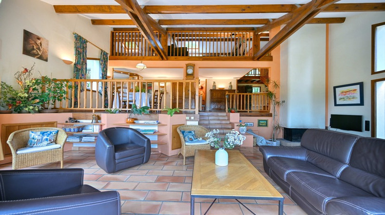 Ma-Cabane - Vente Maison AVEIZE, 250 m²