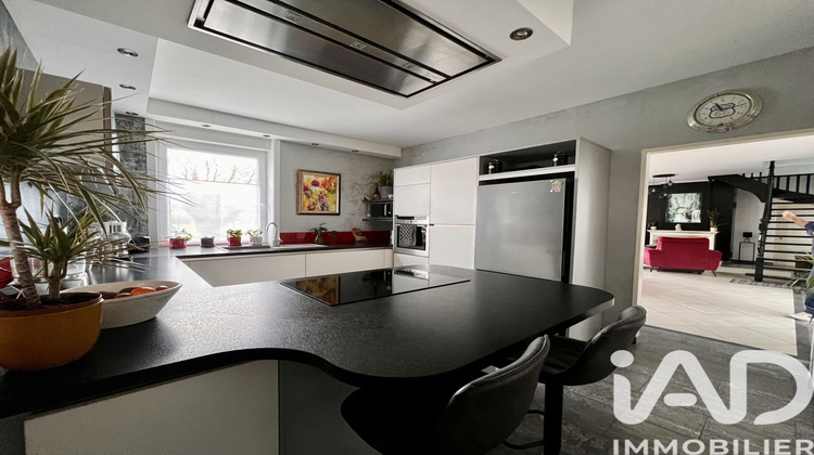 Ma-Cabane - Vente Maison Avelin, 215 m²