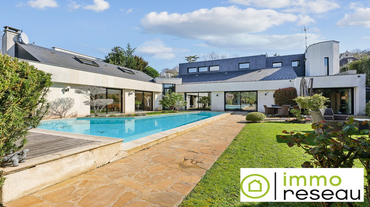 Ma-Cabane - Vente Maison AVENUE DE LA VARENNE, 275 m²