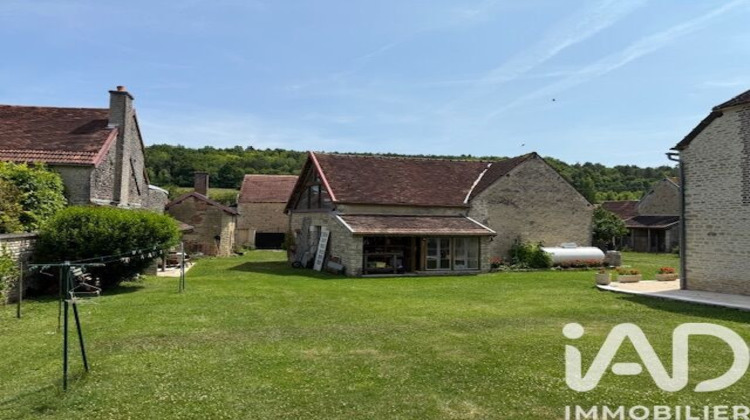 Ma-Cabane - Vente Maison Avirey-Lingey, 221 m²
