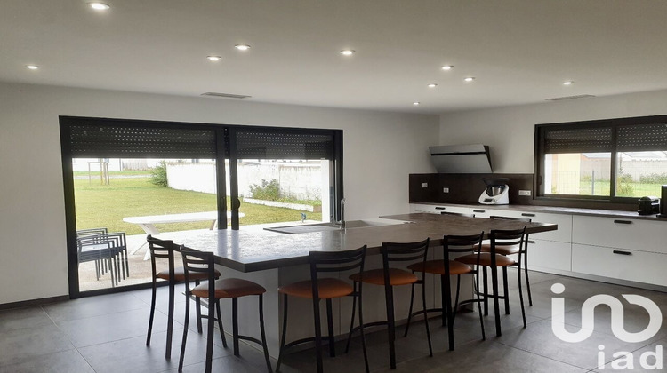 Ma-Cabane - Vente Maison Avord, 140 m²