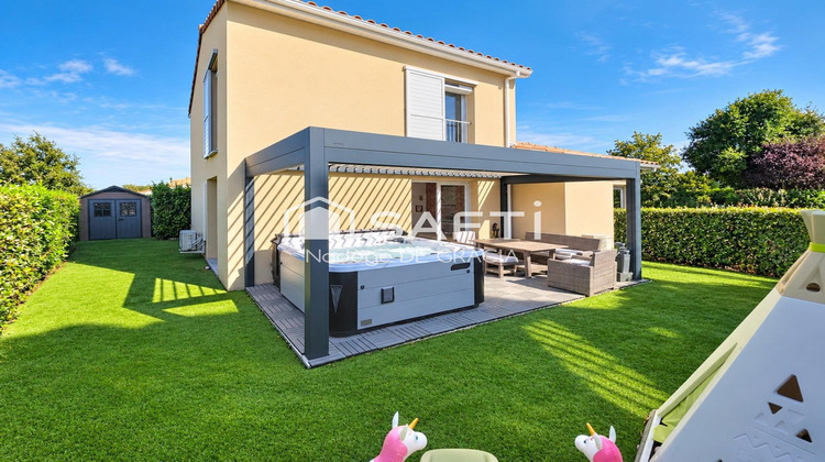 Ma-Cabane - Vente Maison Ayguesvives, 100 m²