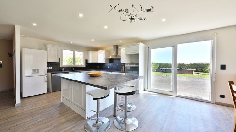 Ma-Cabane - Vente Maison BAGE LA VILLE, 122 m²