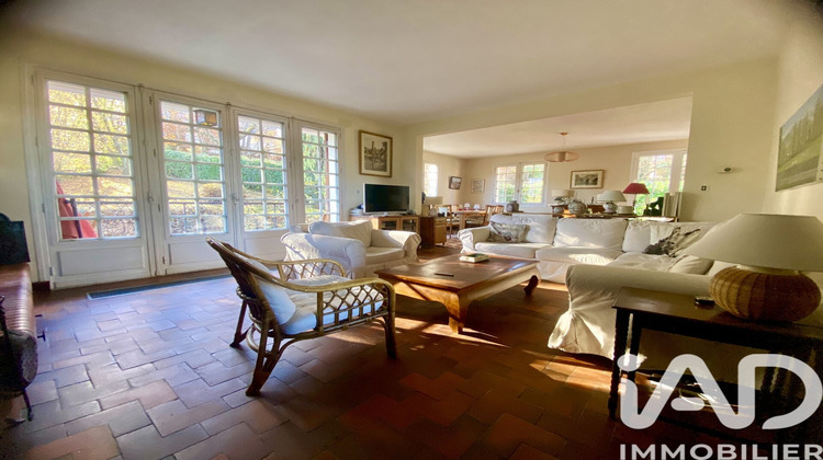 Ma-Cabane - Vente Maison Bagnères-de-Bigorre, 275 m²