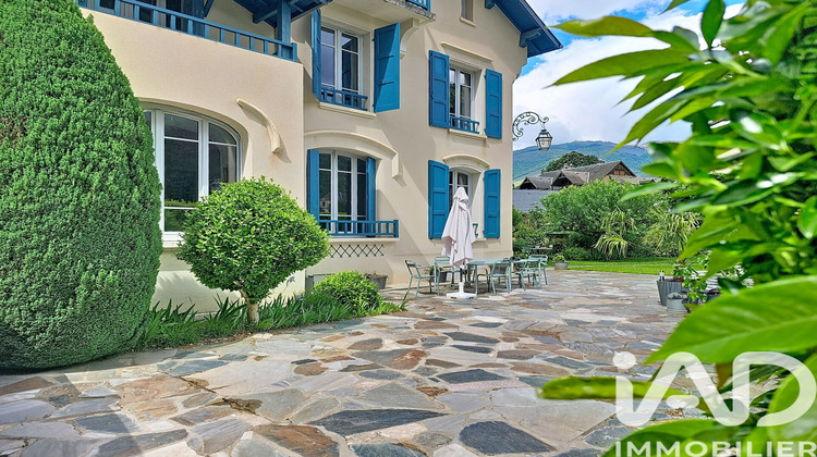 Ma-Cabane - Vente Maison Bagnères-de-Luchon, 211 m²